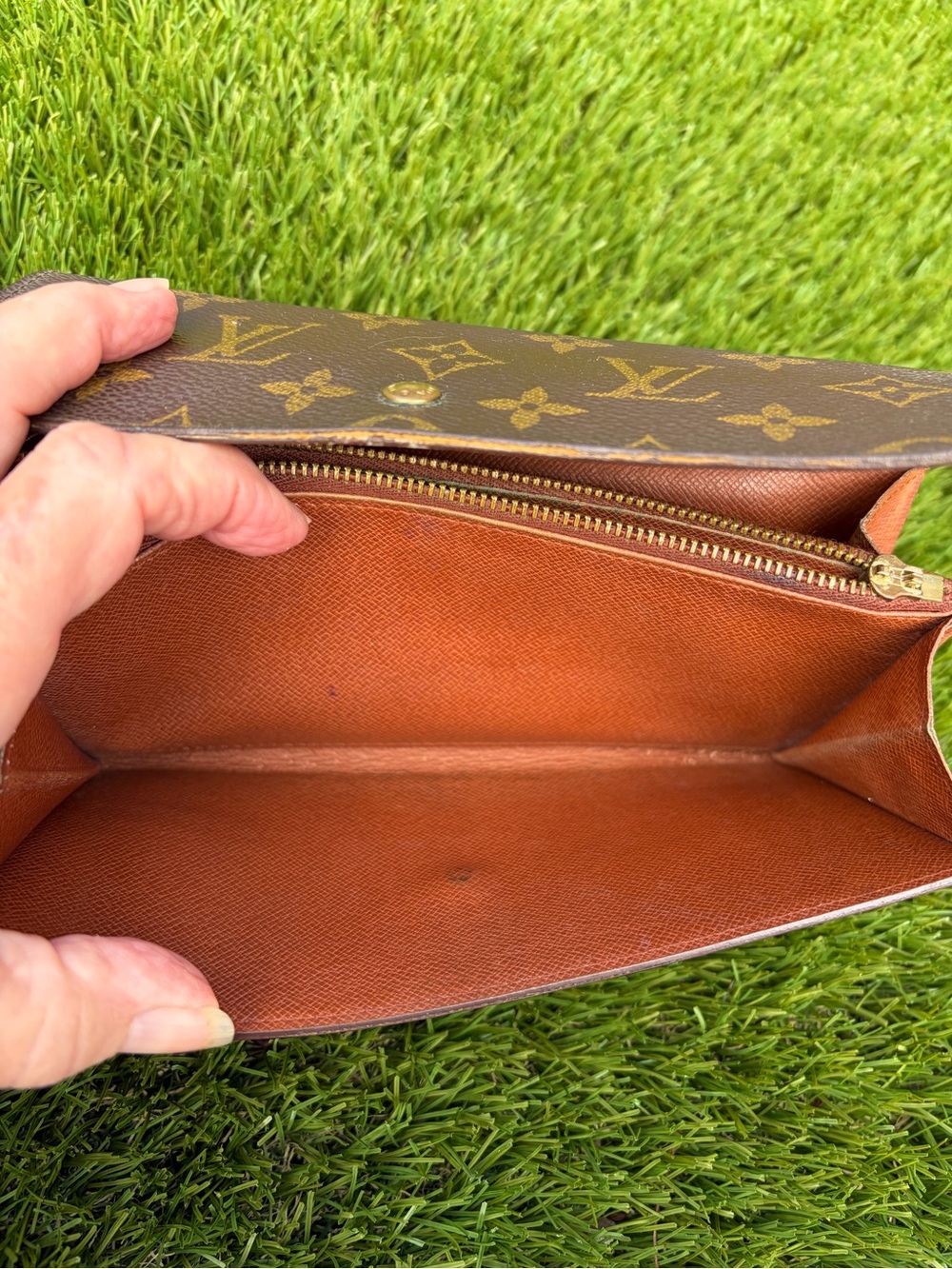 Louis Vuitton Monogram Long Wallet Authentic 1991 DateCode France - Picture 5 of 11